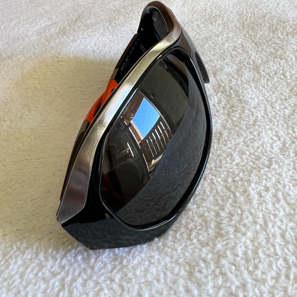 PRADA  LINEA ROSA SPS 01H SPORTS SUNGLASSES. - Picture 13 of 16